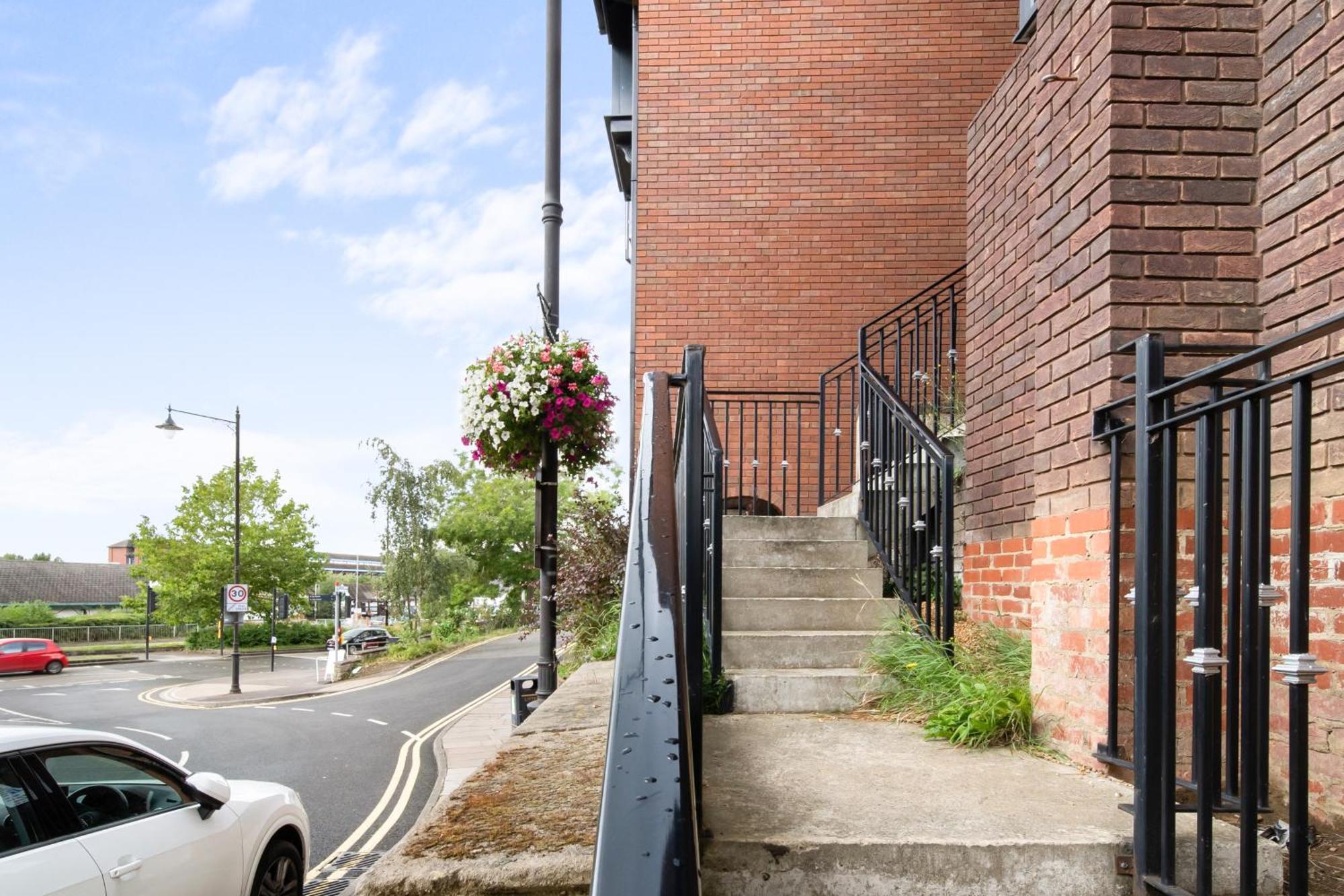 Livestay-Modern Apartments Building In Aylesbury Aylesbury  Buitenkant foto